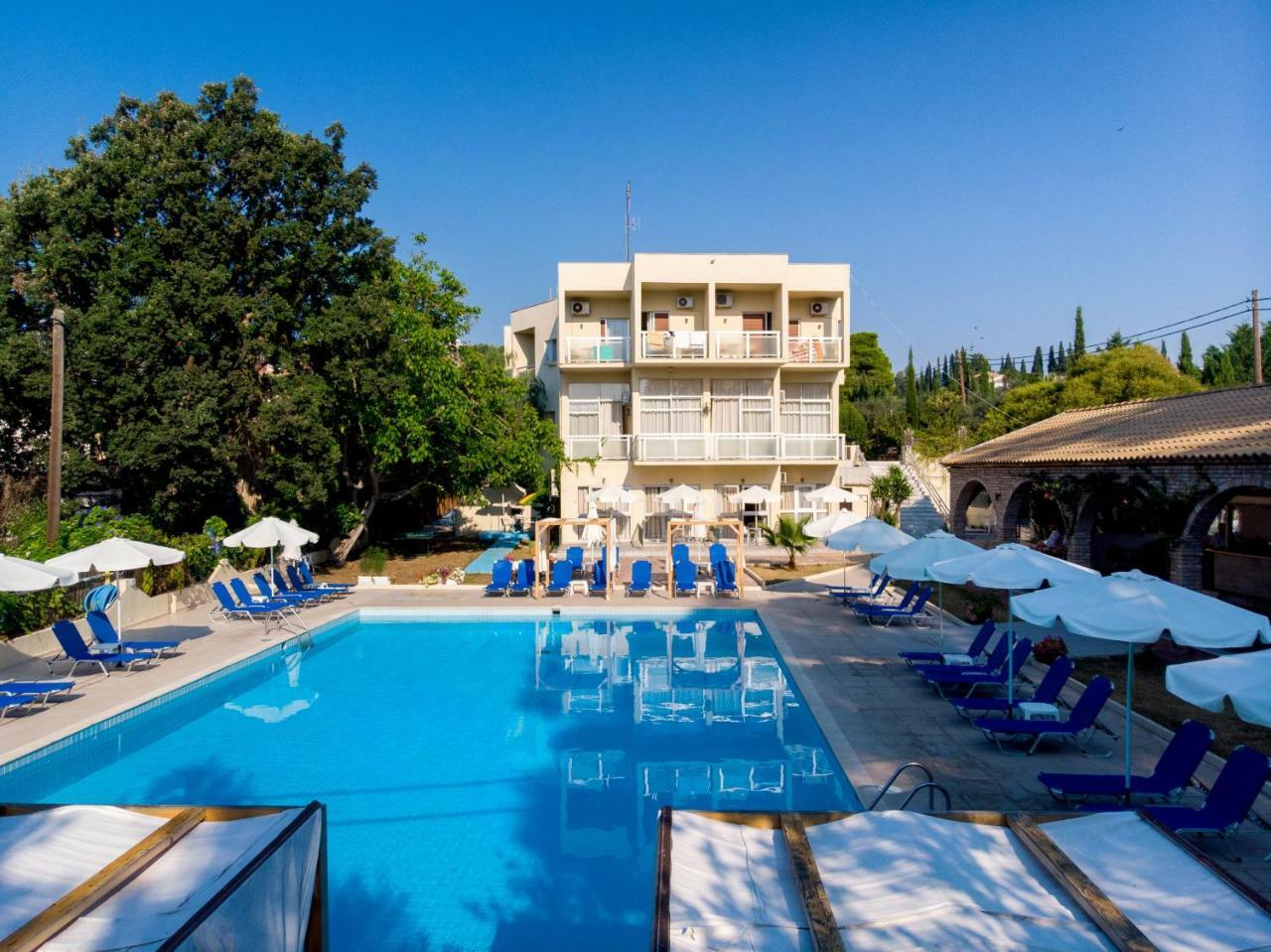 דאסיה Amalia Hotel - Adults Only מראה חיצוני תמונה