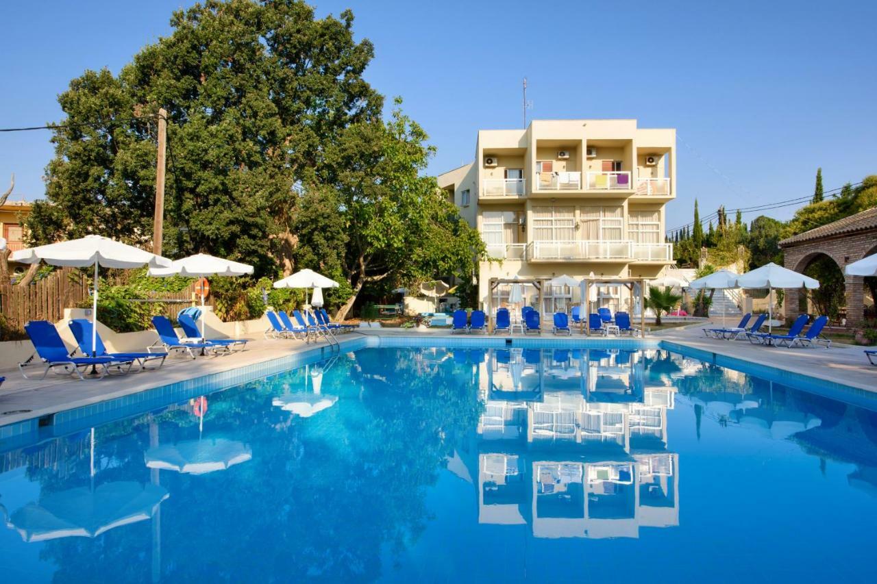 דאסיה Amalia Hotel - Adults Only מראה חיצוני תמונה