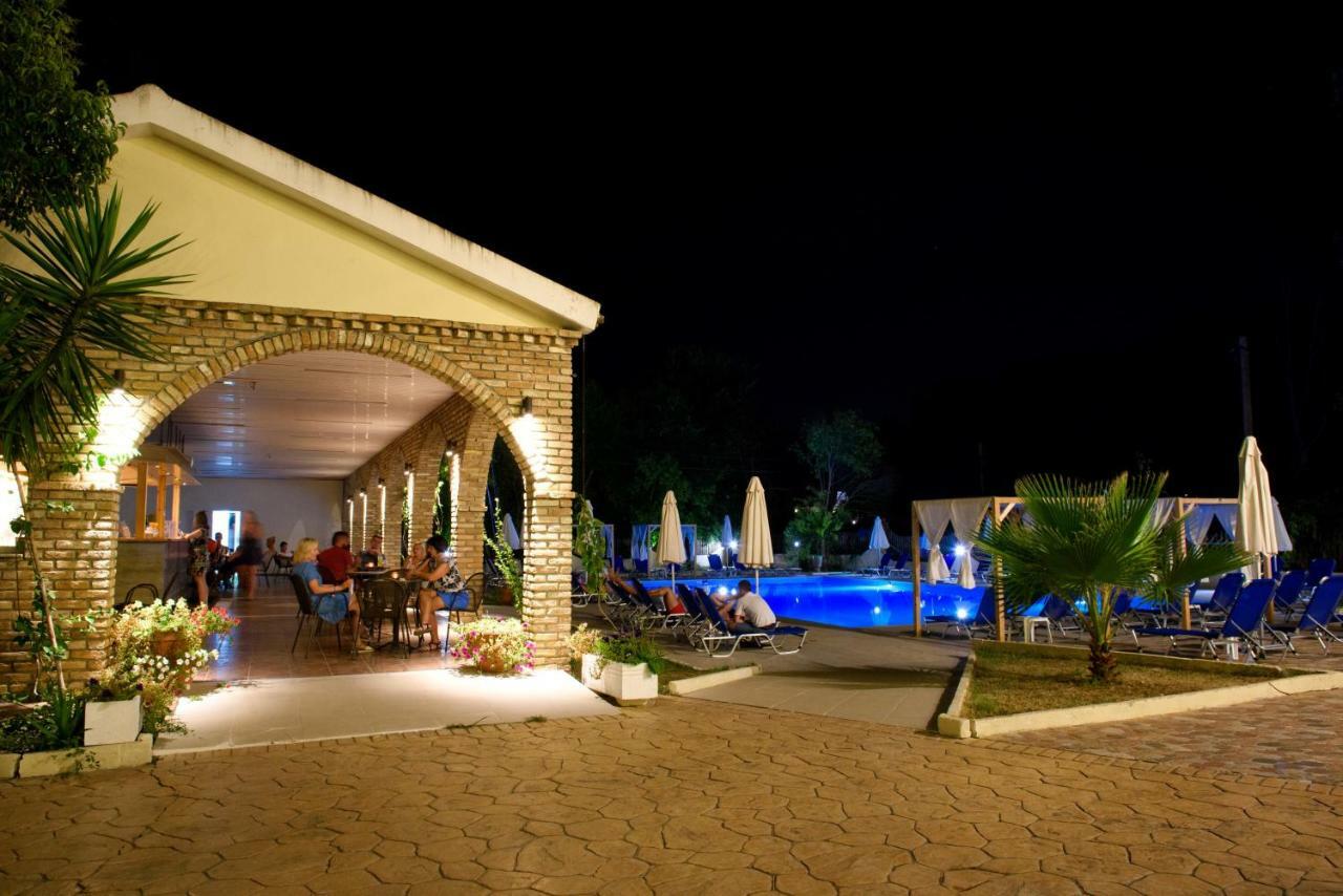 דאסיה Amalia Hotel - Adults Only מראה חיצוני תמונה