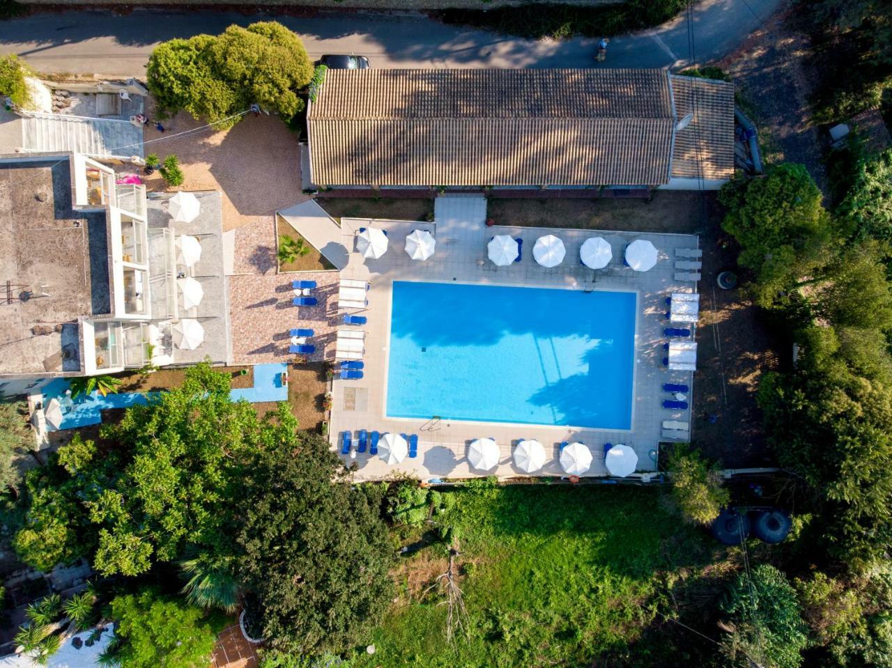דאסיה Amalia Hotel - Adults Only מראה חיצוני תמונה