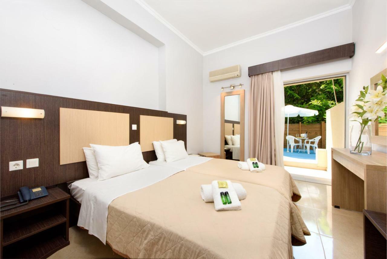 דאסיה Amalia Hotel - Adults Only מראה חיצוני תמונה